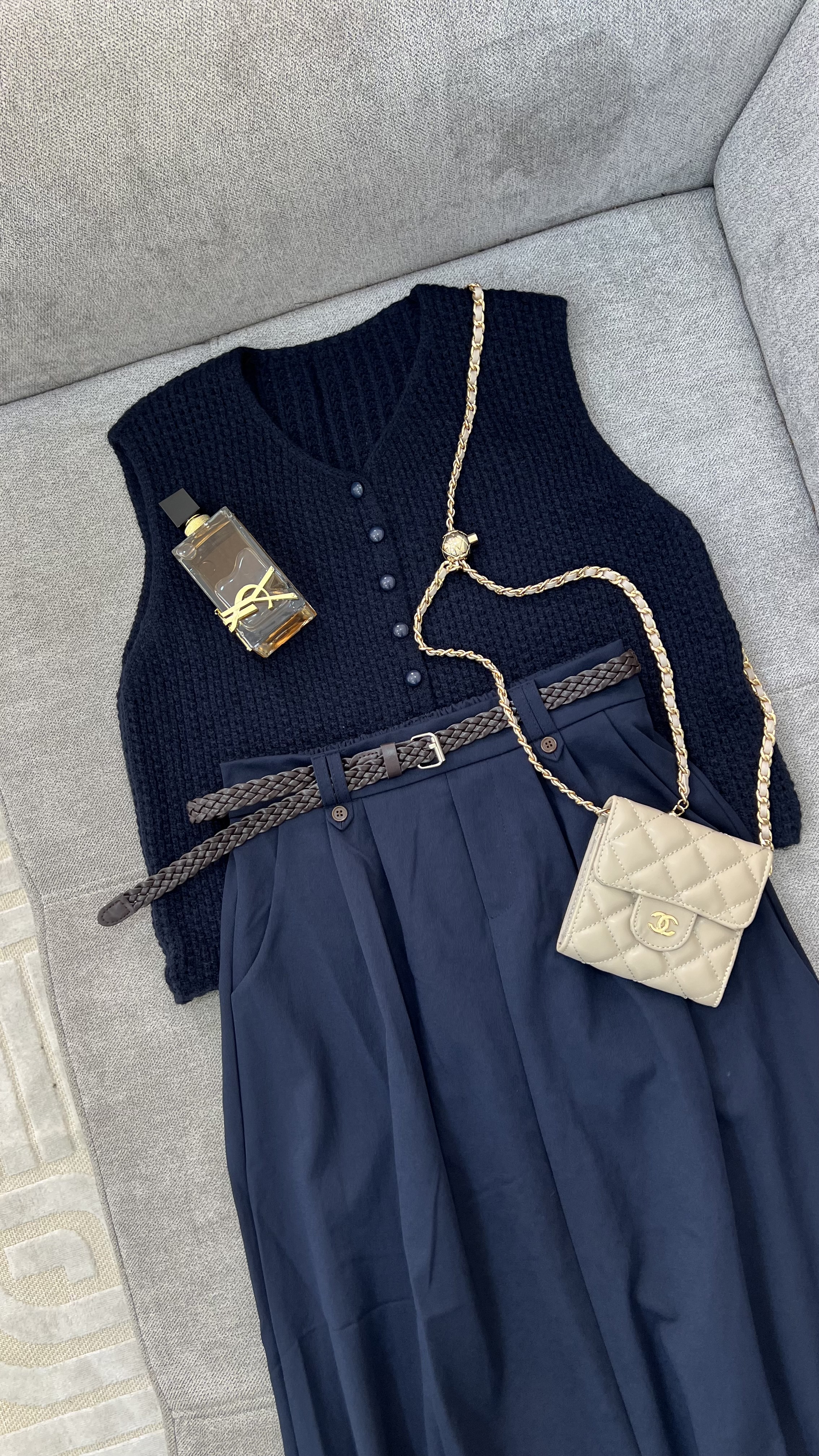 Cardigan colours