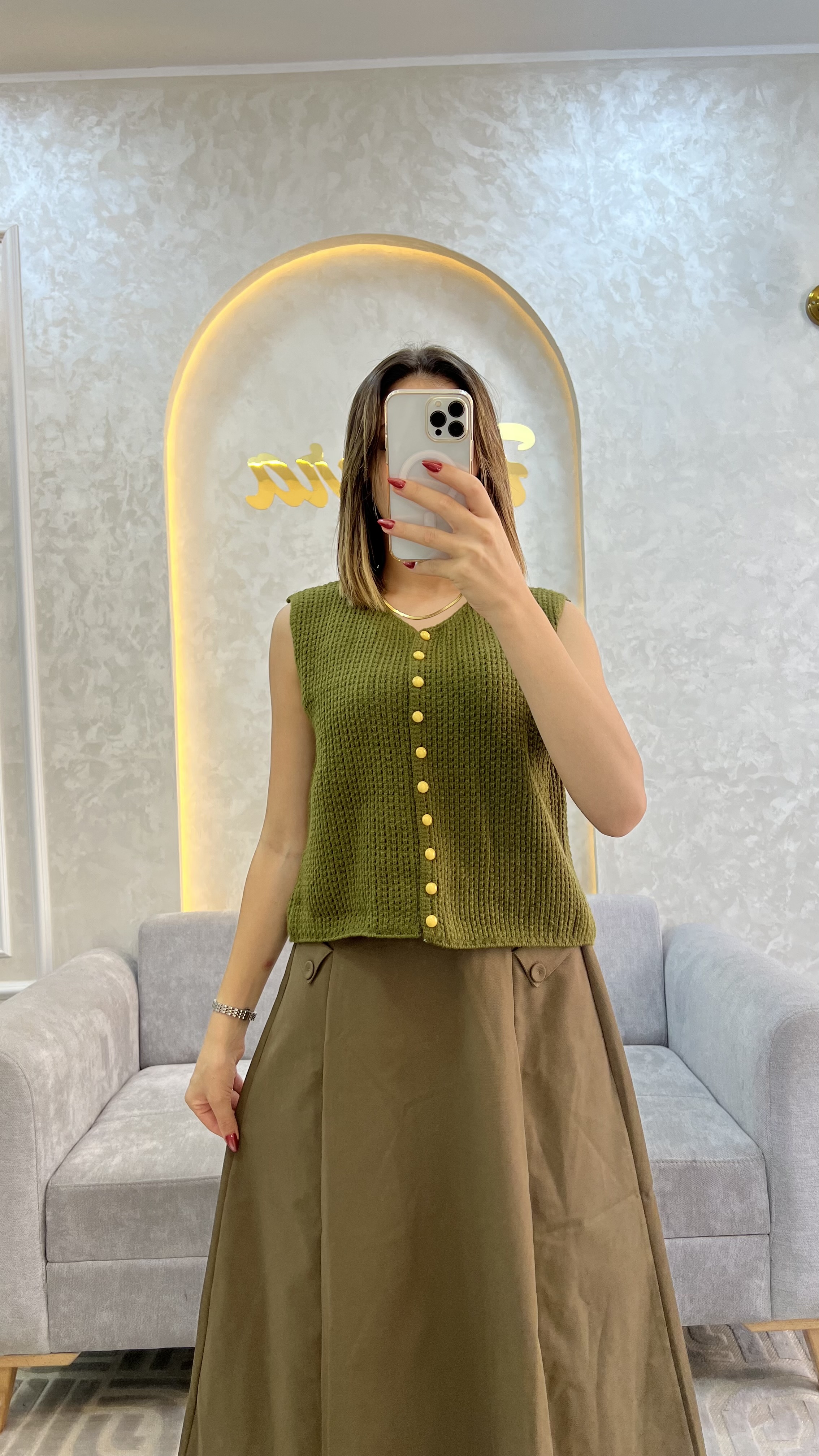 Cardigan colours