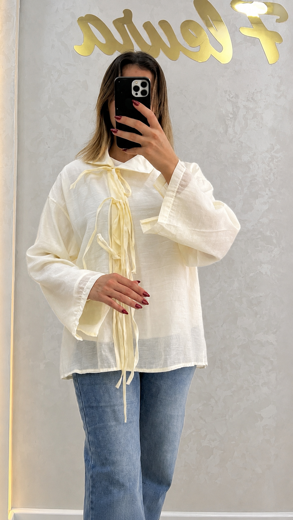 Chemise à col noué