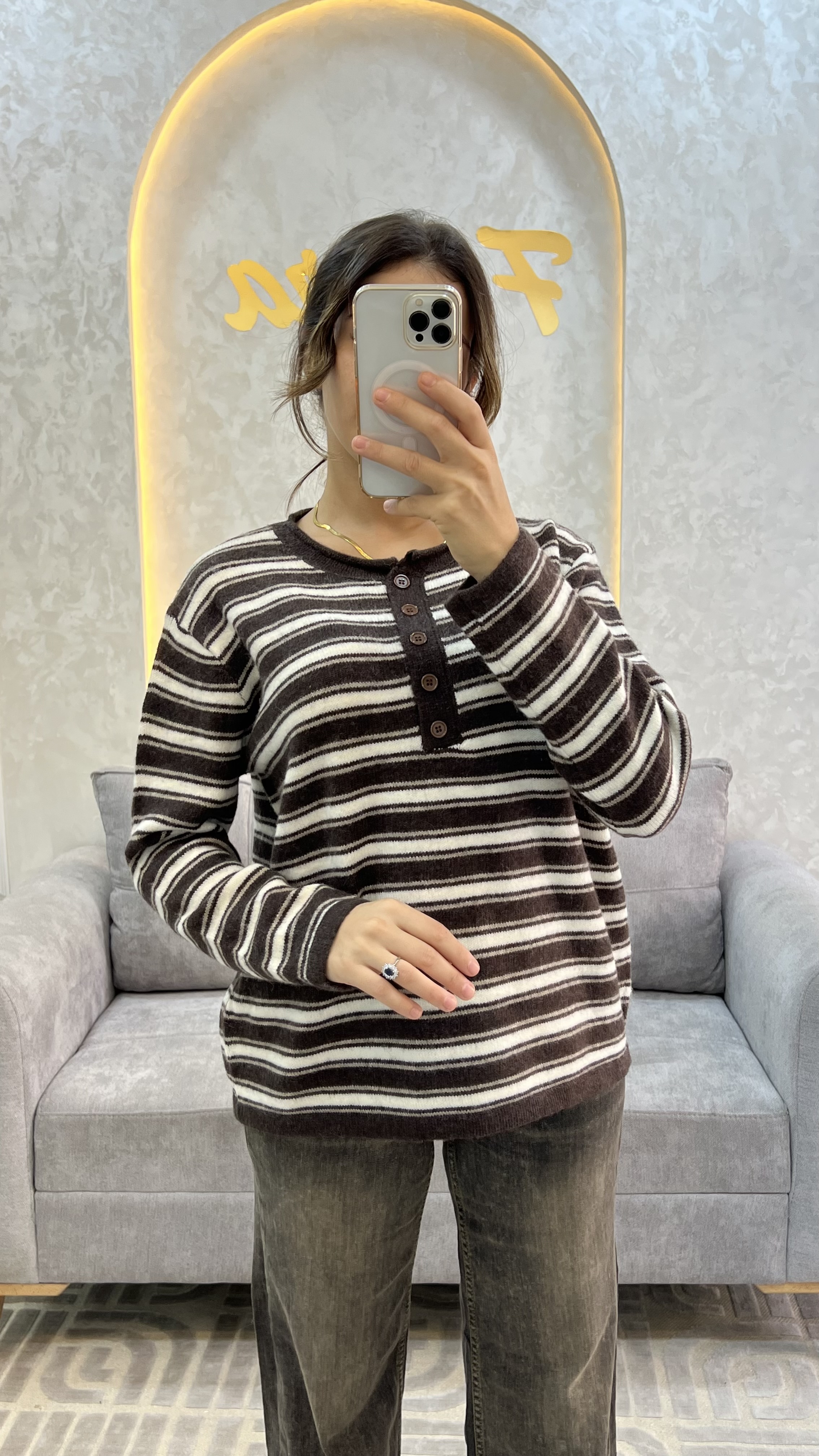 Pulls Ari avec bouton