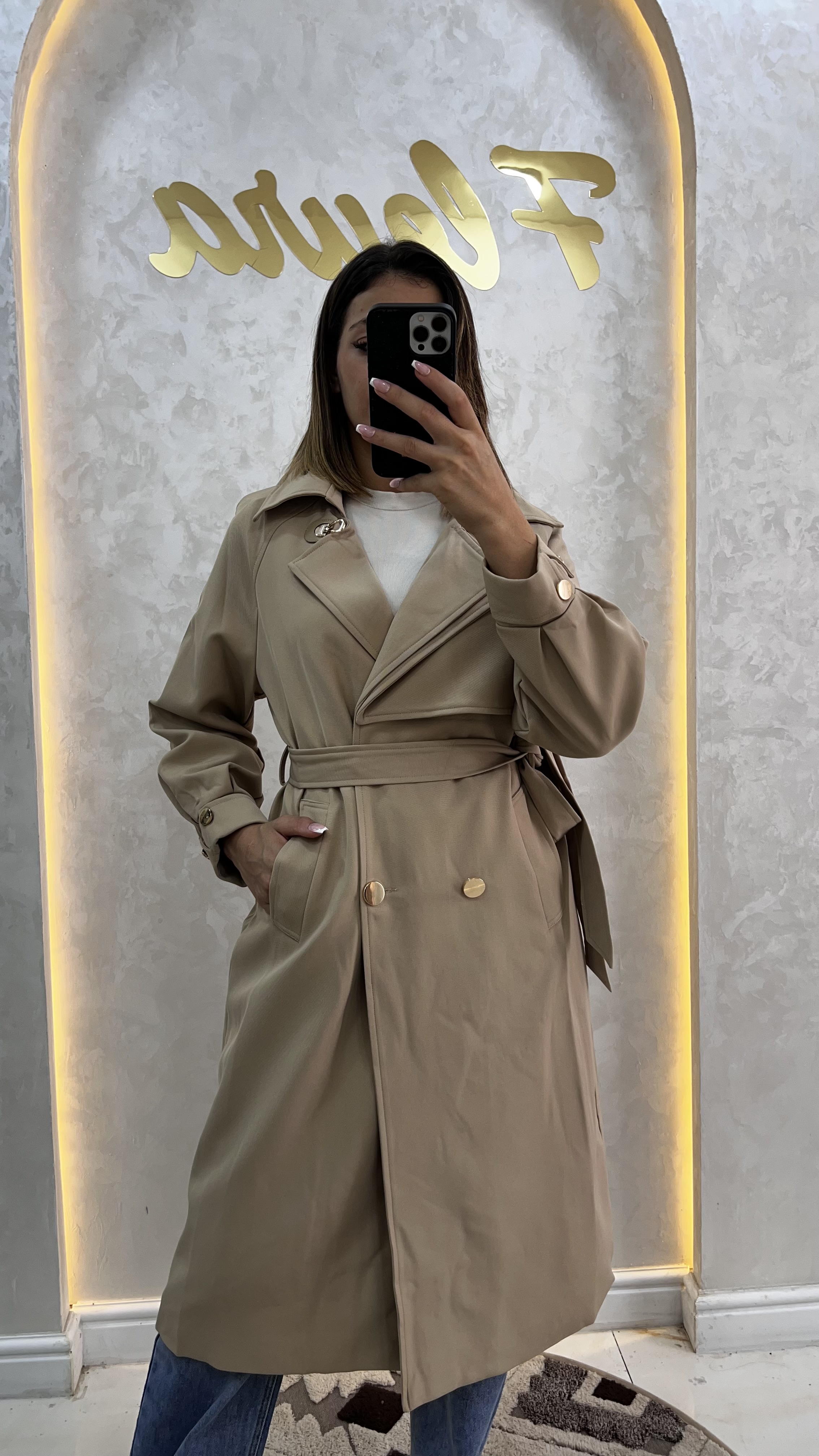 Trench à boutons